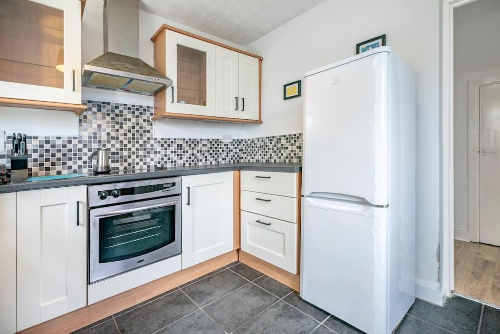 Modern 3 Bedroom House Close To Ferry And City Centre 贝尔法斯特 外观 照片